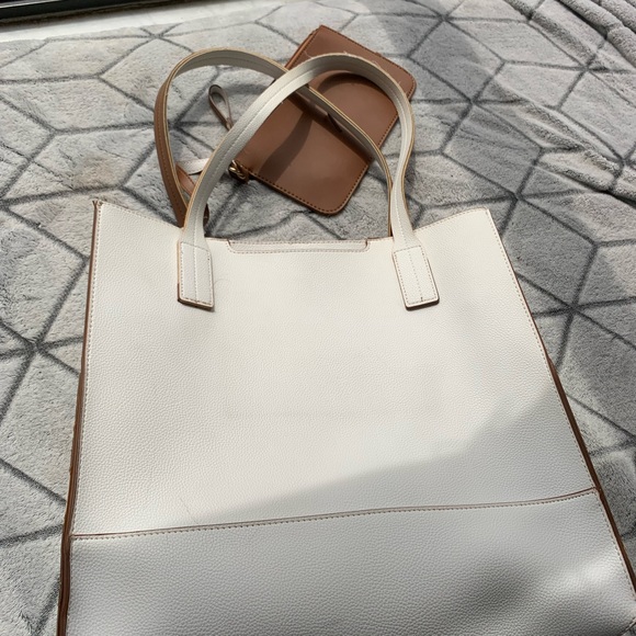 White Laundry handbag purse tote - Picture 2 of 7